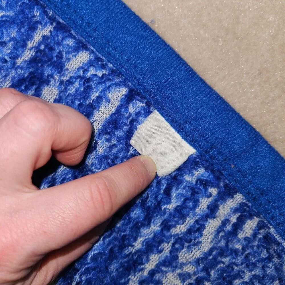 VTG Blue Blanket Sleeping Bunny Rabbits Moon Stars Rattle Acrylic Manterol? READ